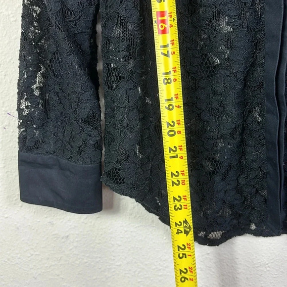 Gretchen Scott Lacelet Button Down Blouse in Black w/ Floral Pattern size Small - Picture 9 of 10